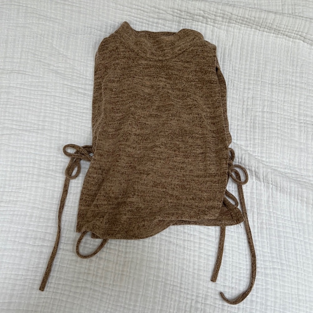 NWOT Shein Side Tie Top